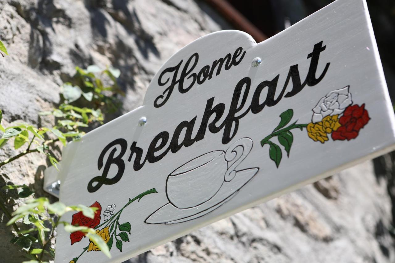 Le Rosier B&B E Appartamento Saint-Vincent Luaran gambar